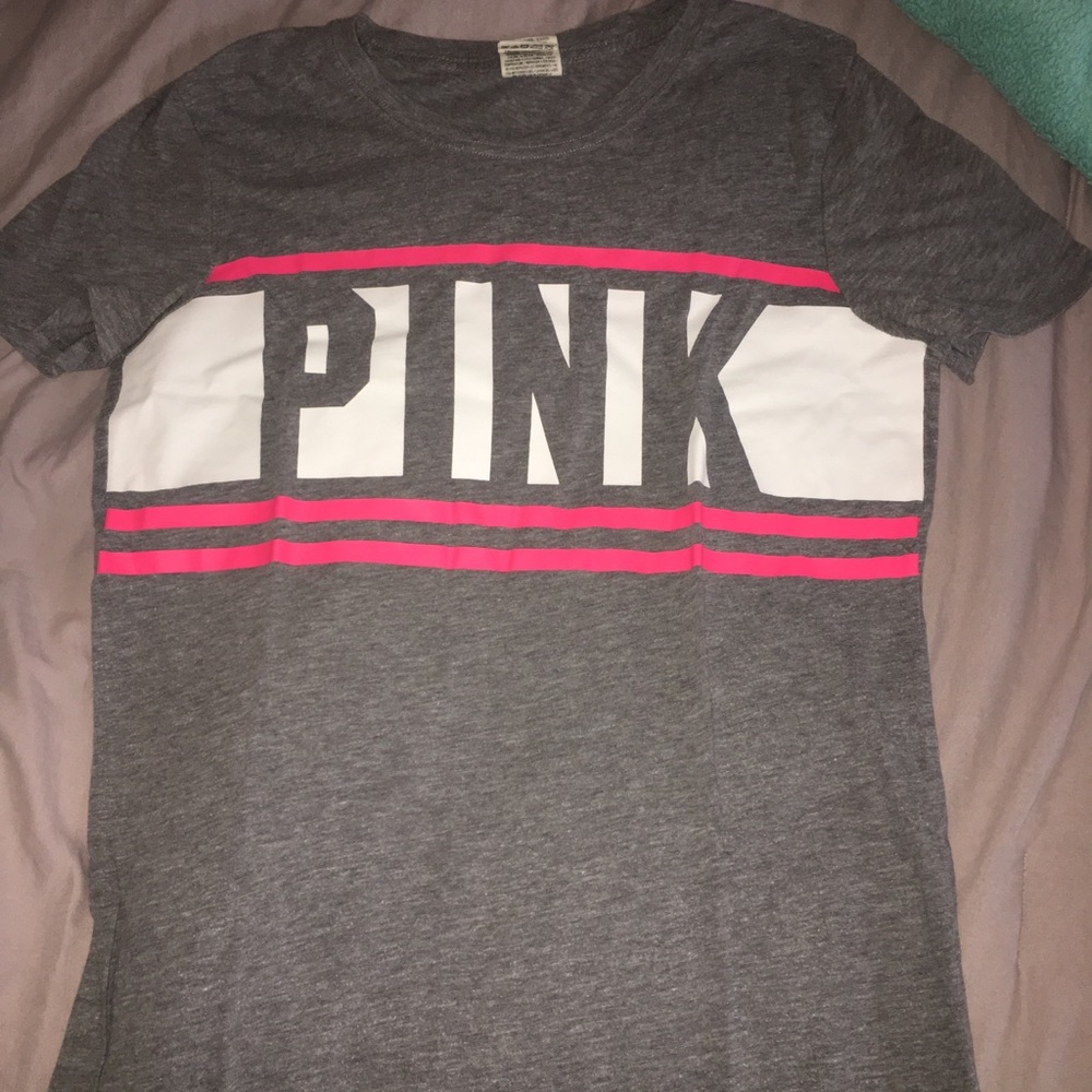 Victoria’s Secret PINK t shirt